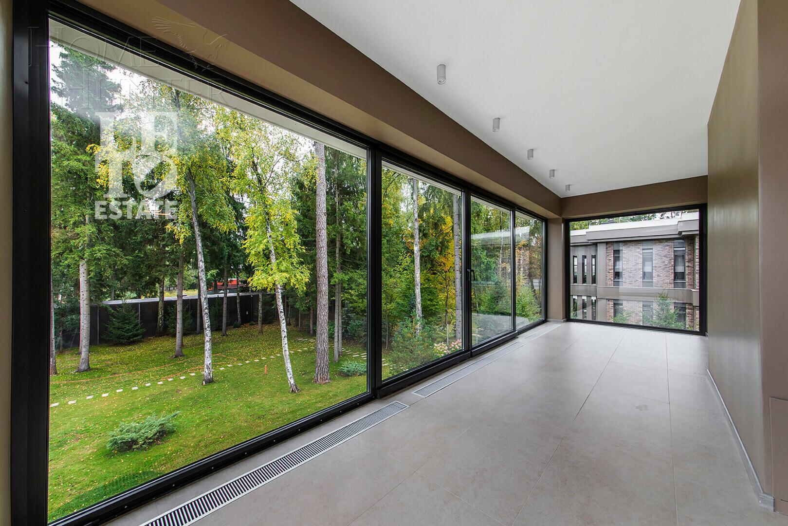 2-этажный коттедж 320 м² с отделкой