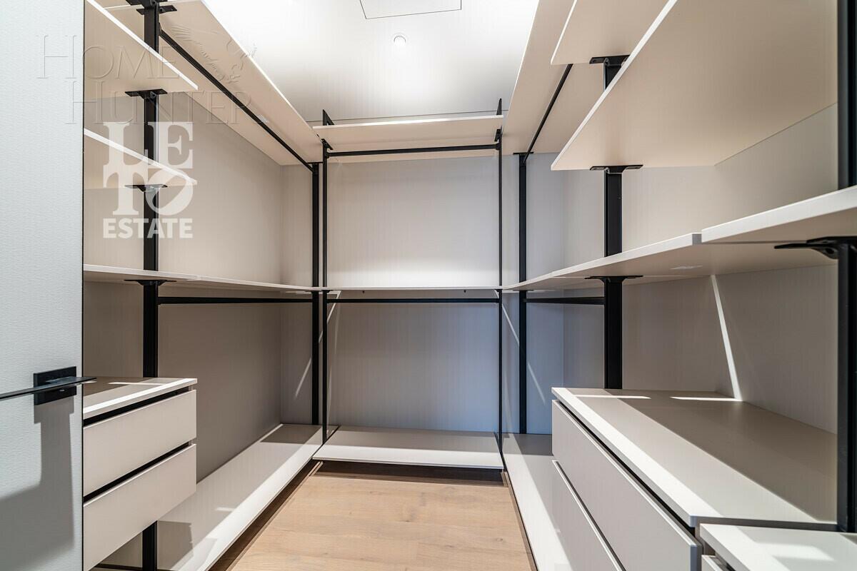 2-этажный коттедж 850 м² с отделкой