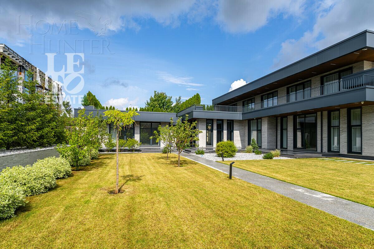 2-этажный коттедж 850 м² с отделкой