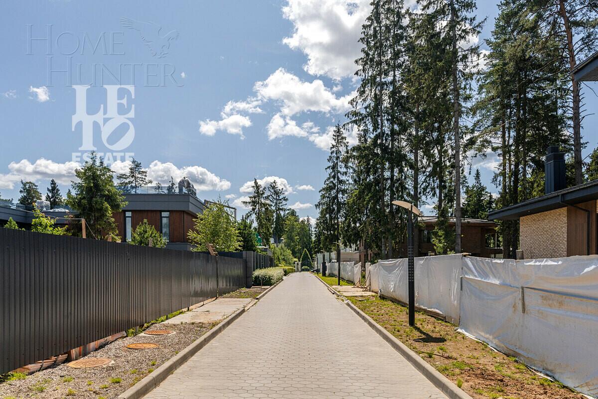 2-этажный коттедж 320 м² с отделкой