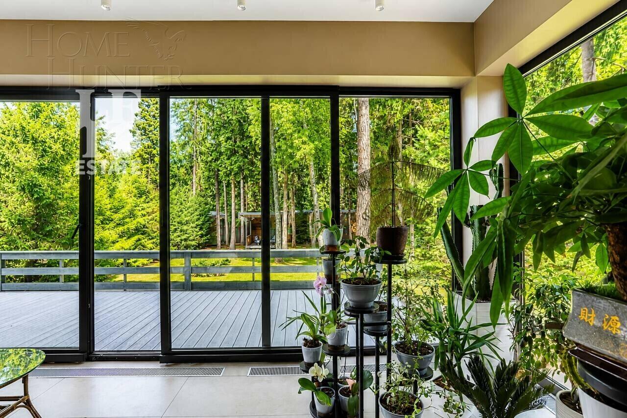 2-этажный коттедж 320 м² с отделкой