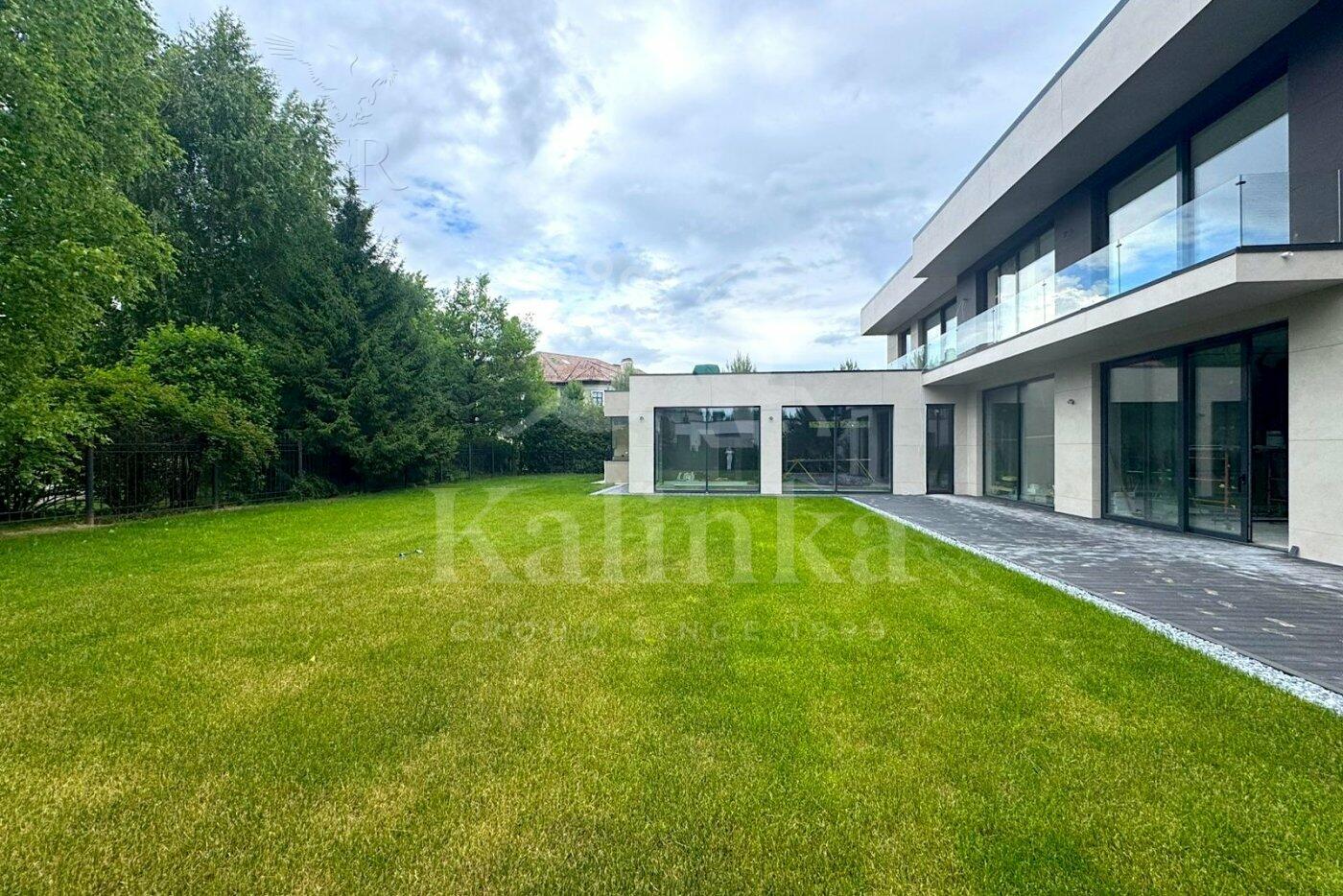 2-этажный коттедж 799 м² без отделки