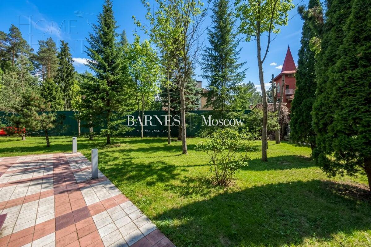 1-этажный коттедж 450 м² с отделкой