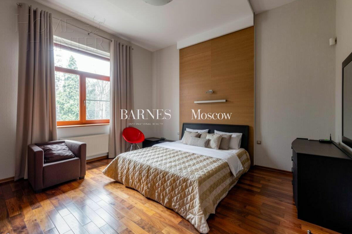 1-этажный коттедж 450 м² с отделкой