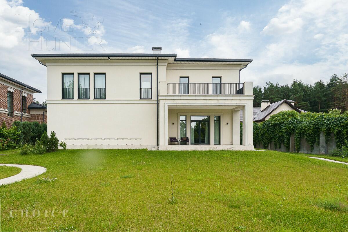 2-этажный коттедж 500 м² с отделкой