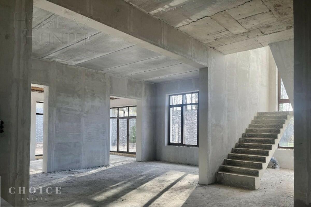 2-этажный коттедж 572 м² без отделки