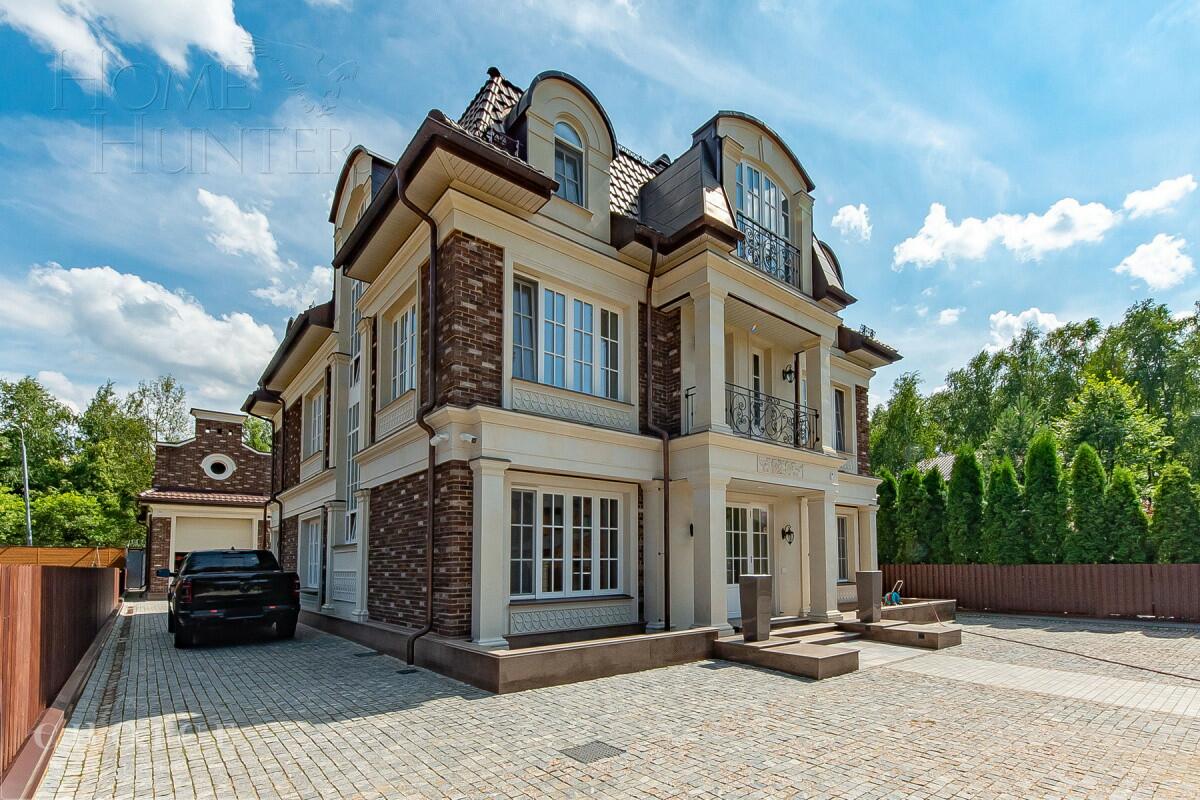 2-этажный коттедж 721 м² с отделкой