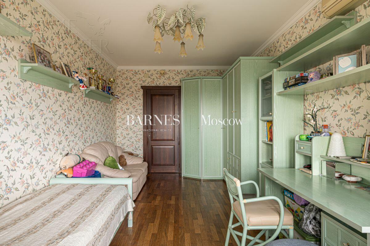 3-УРОВНЕВАЯ КВАРТИРА С ОТДЕЛКОЙ 227 М² НА 16 ЭТАЖЕ