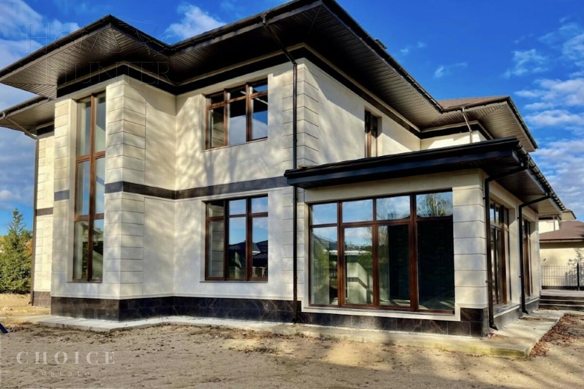 2-этажный коттедж 572 м² без отделки