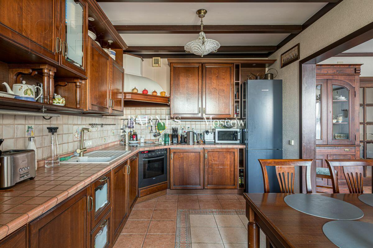3-УРОВНЕВАЯ КВАРТИРА С ОТДЕЛКОЙ 227 М² НА 16 ЭТАЖЕ