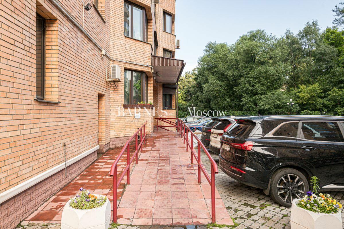 3-УРОВНЕВАЯ КВАРТИРА С ОТДЕЛКОЙ 227 М² НА 16 ЭТАЖЕ