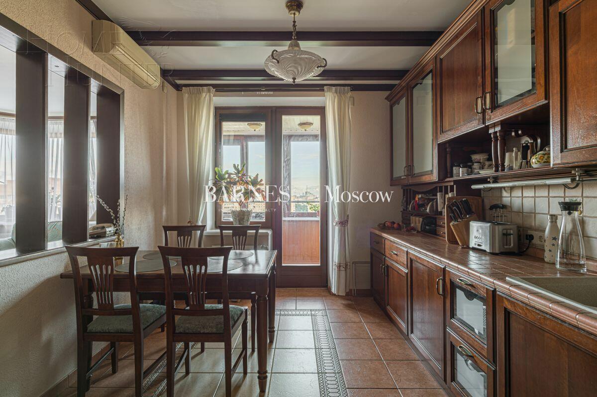 3-УРОВНЕВАЯ КВАРТИРА С ОТДЕЛКОЙ 227 М² НА 16 ЭТАЖЕ