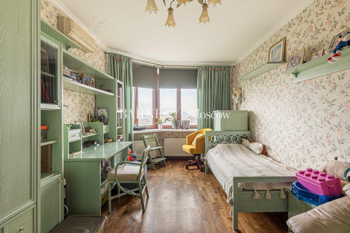 3-УРОВНЕВАЯ КВАРТИРА С ОТДЕЛКОЙ 227 М² НА 16 ЭТАЖЕ