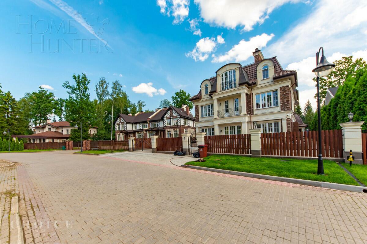 2-этажный коттедж 721 м² с отделкой