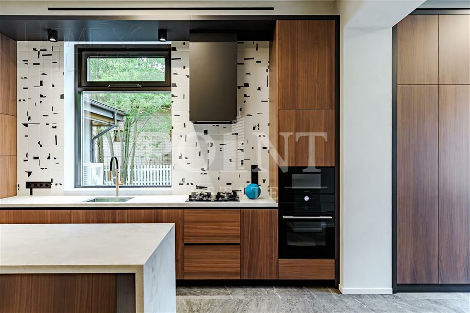 2-этажный коттедж 650 м² с отделкой