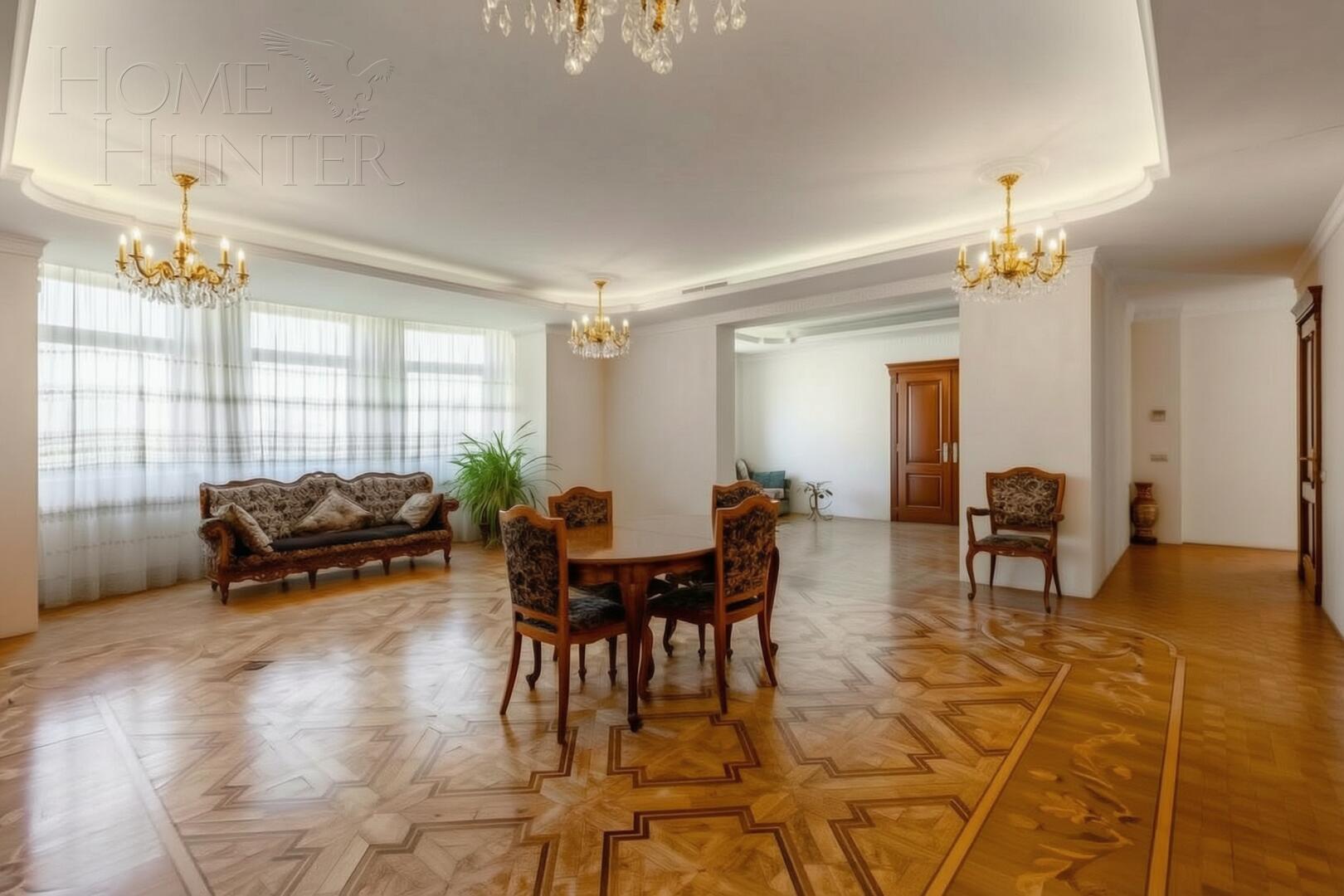 8-КОМН. КВАРТИРА С ОТДЕЛКОЙ 275.3 М² НА 9 ЭТАЖЕ
