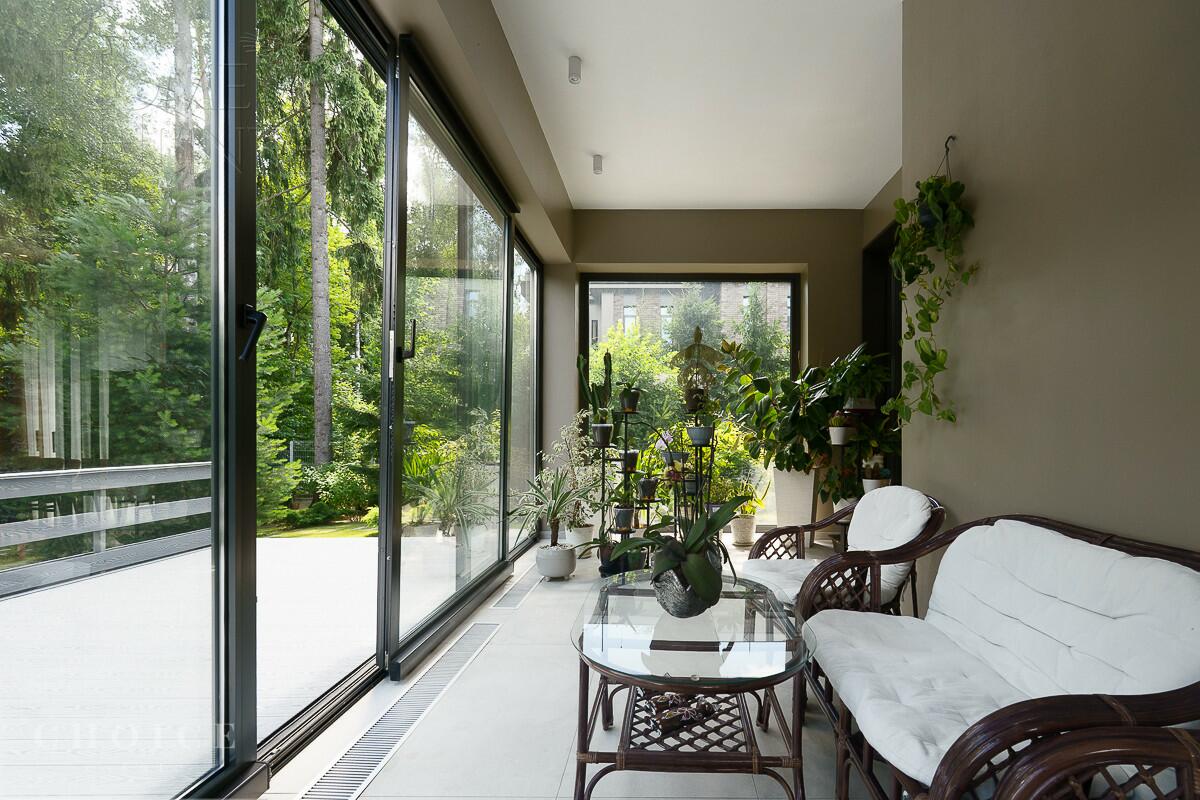 2-этажный коттедж 320 м² с отделкой