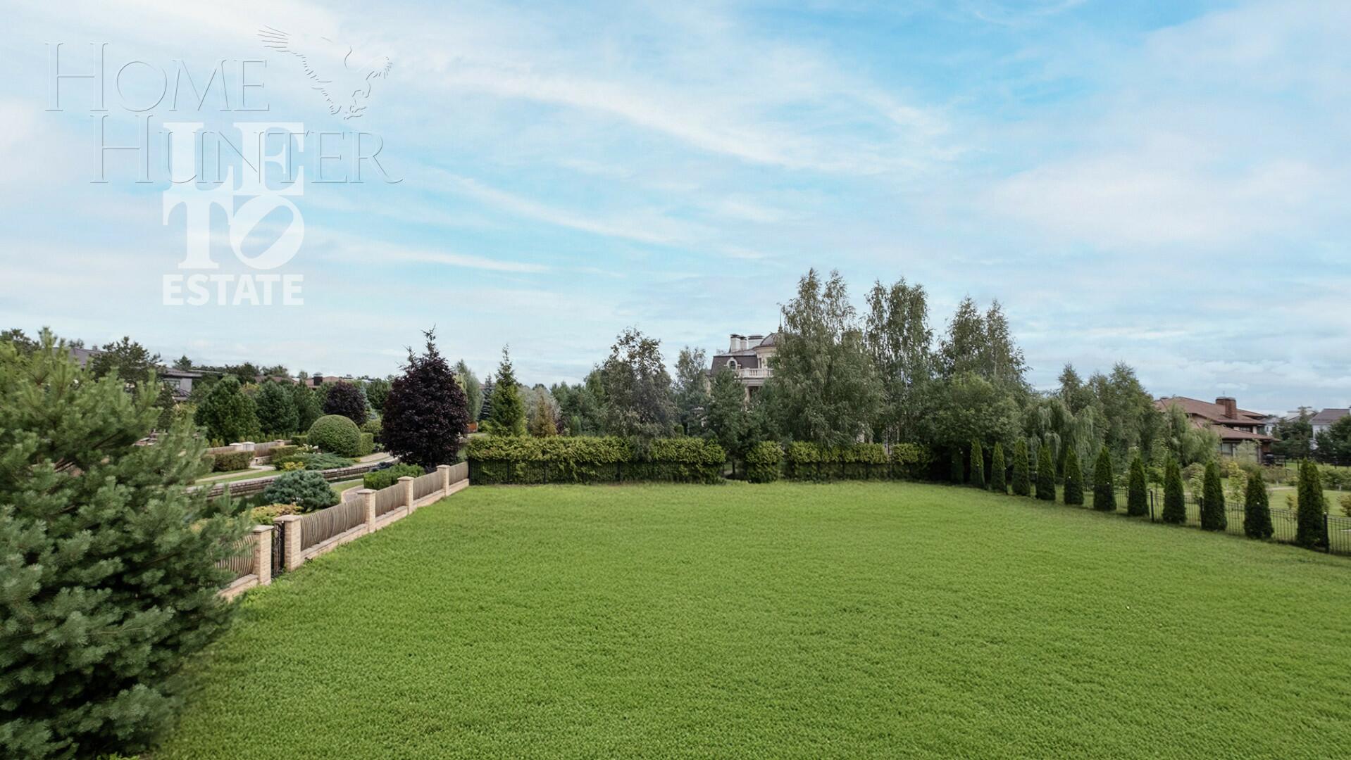 2-этажный коттедж 700 м² без отделки