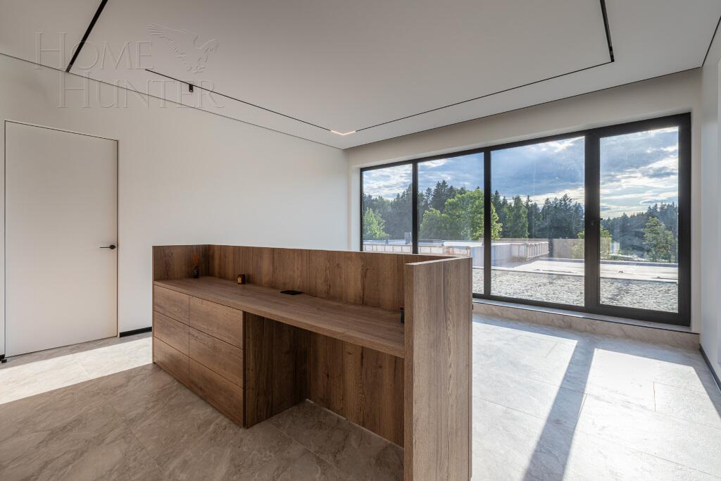 2-этажный коттедж 341 м² с отделкой