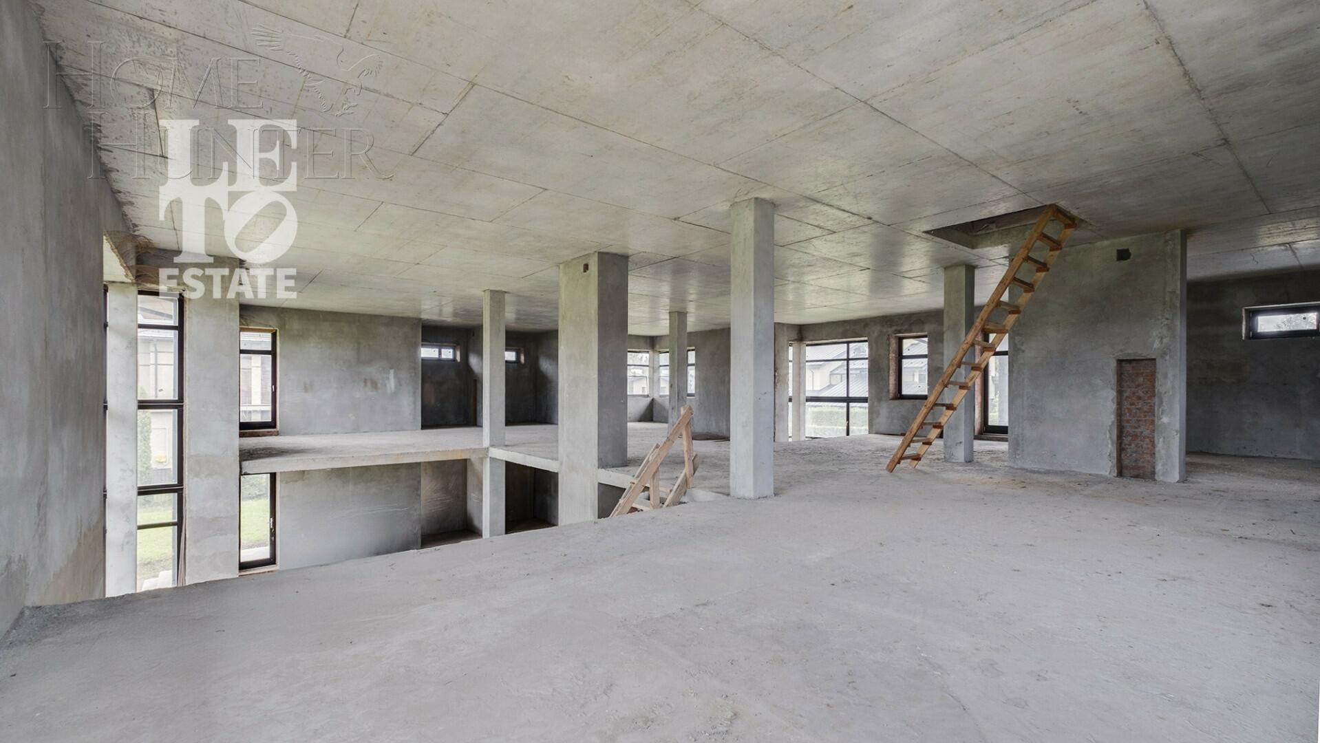 2-этажный коттедж 700 м² без отделки