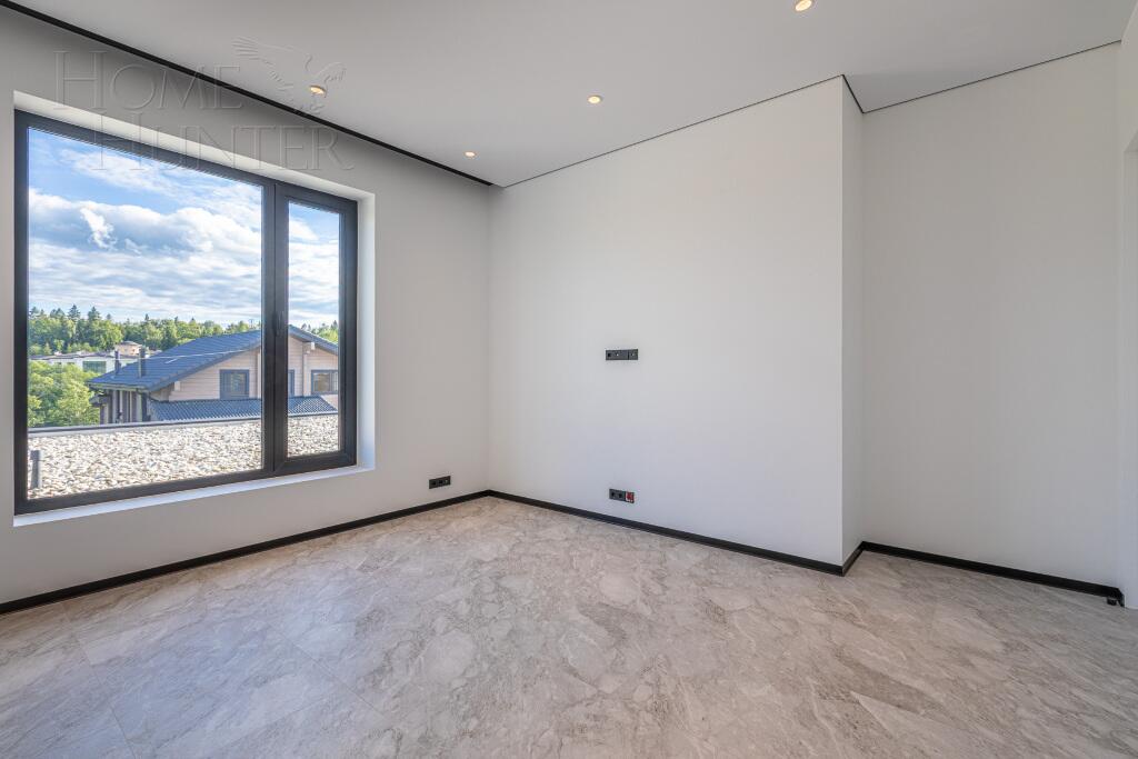 2-этажный коттедж 341 м² с отделкой
