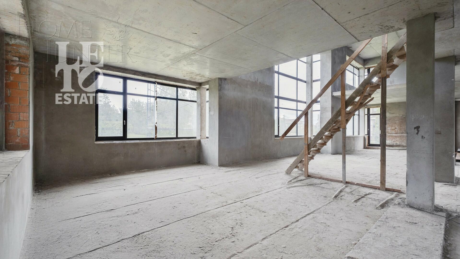 2-этажный коттедж 700 м² без отделки