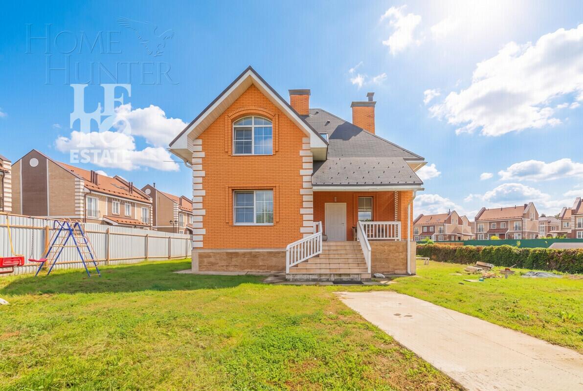 2-этажный коттедж 260 м² с отделкой