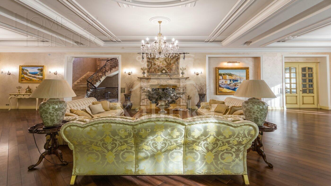2-этажный коттедж 1 400 м² с отделкой