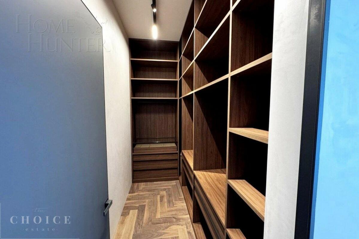 2-этажный коттедж 585 м² с отделкой