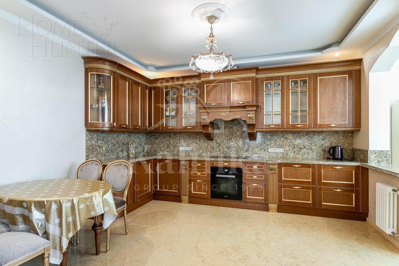 4-КОМН. КВАРТИРА С ОТДЕЛКОЙ 186 М² НА 11 ЭТАЖЕ