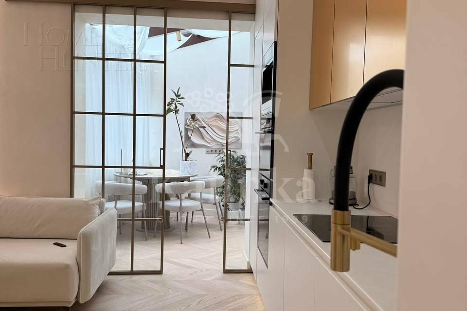 4-КОМН. КВАРТИРА С ОТДЕЛКОЙ 114 М² НА 3 ЭТАЖЕ