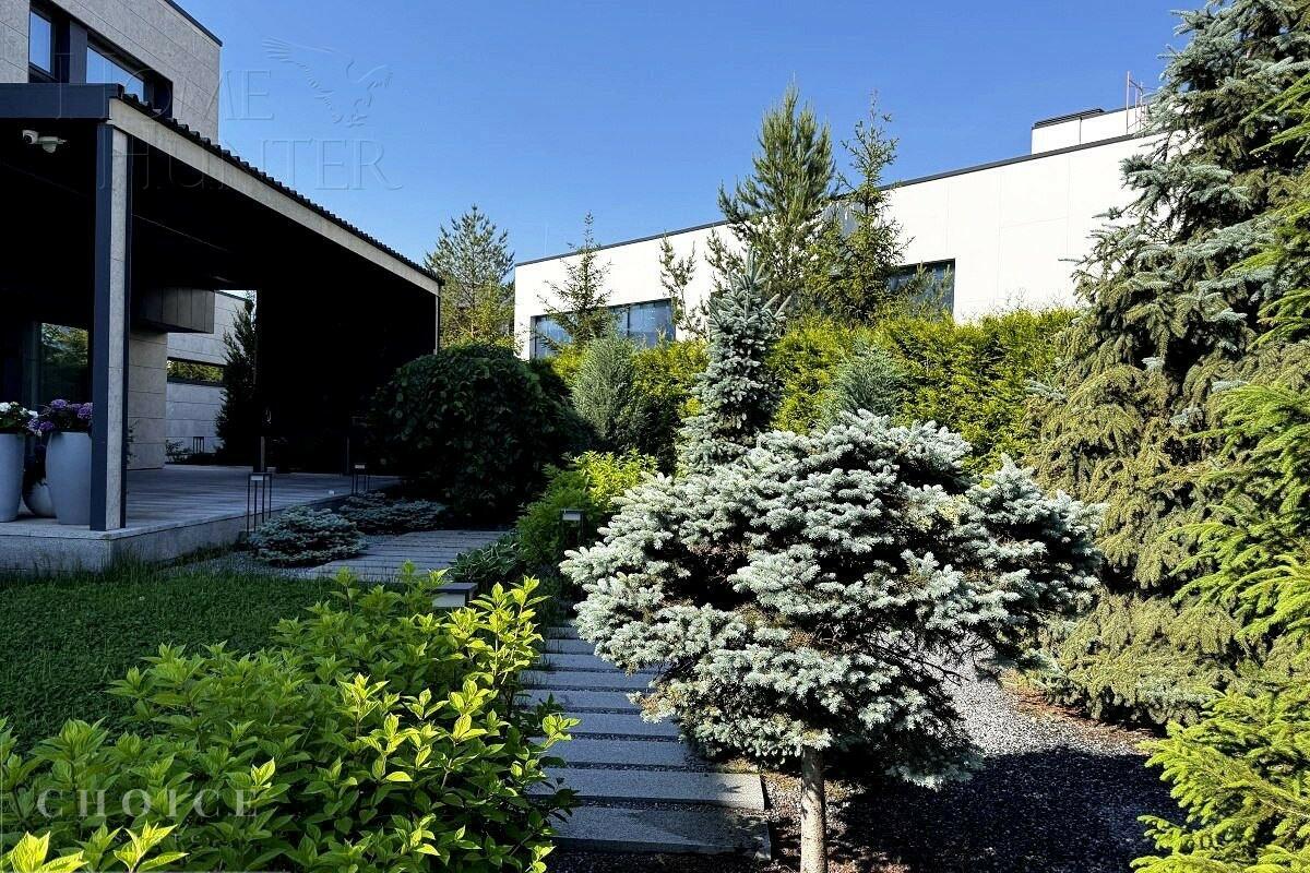 2-этажный коттедж 585 м² с отделкой