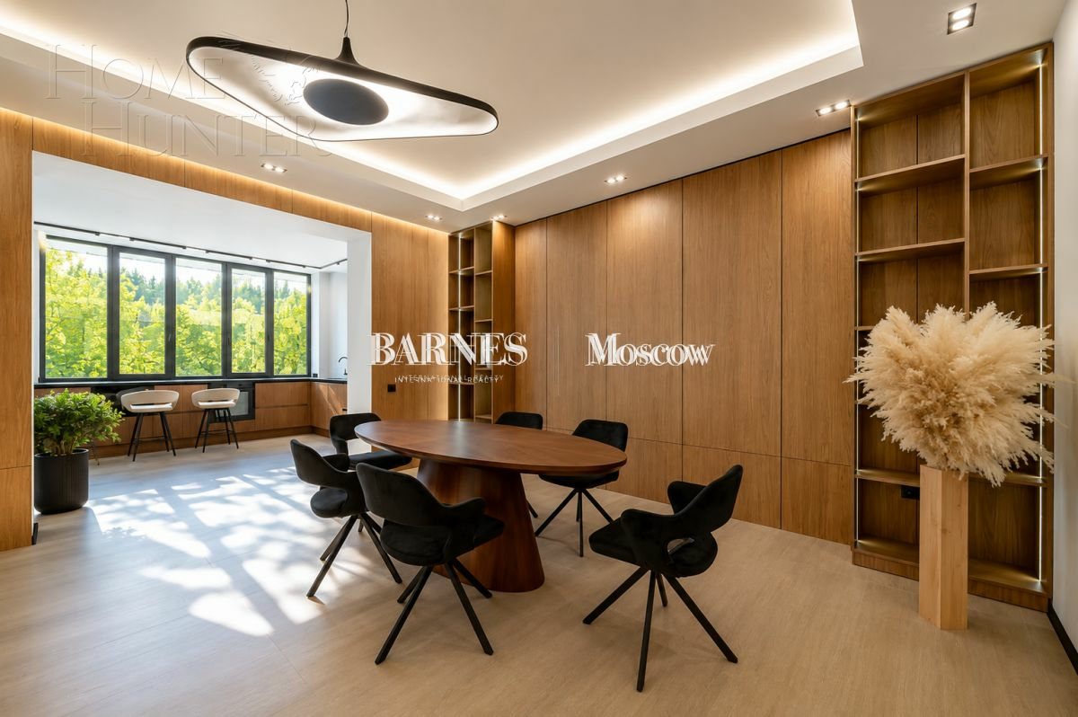 2-этажный коттедж 340 м² с отделкой