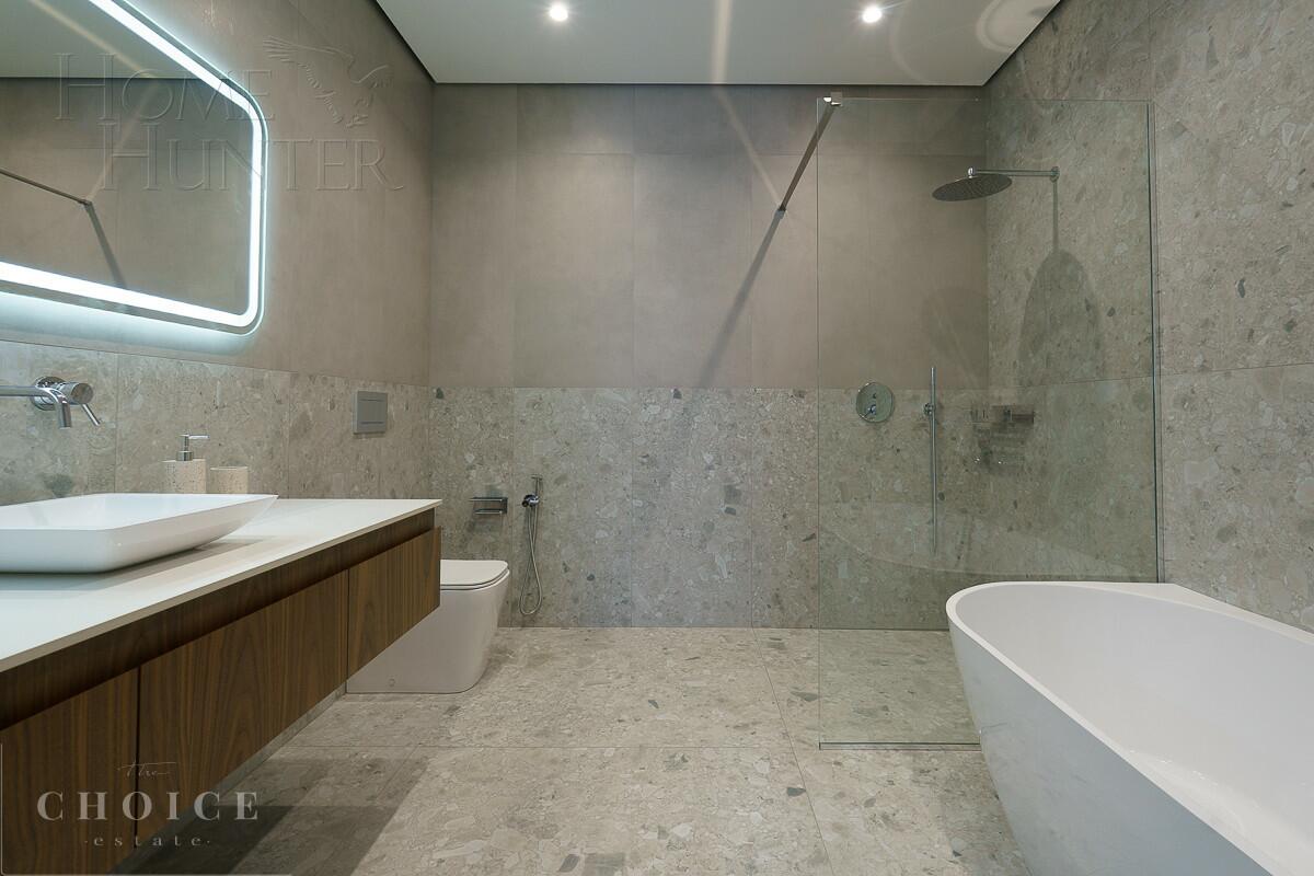2-этажный коттедж 320 м² с отделкой