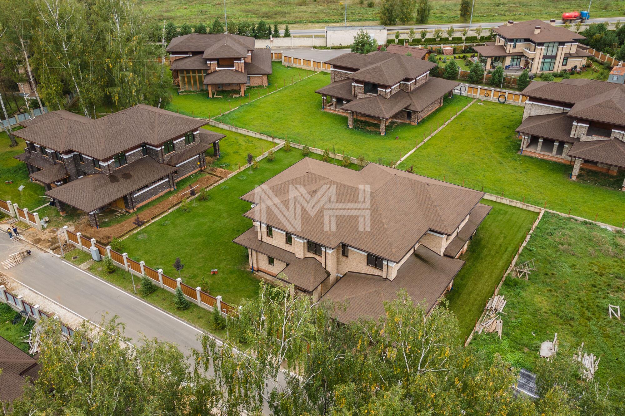 2-этажный коттедж 460 м² без отделки
