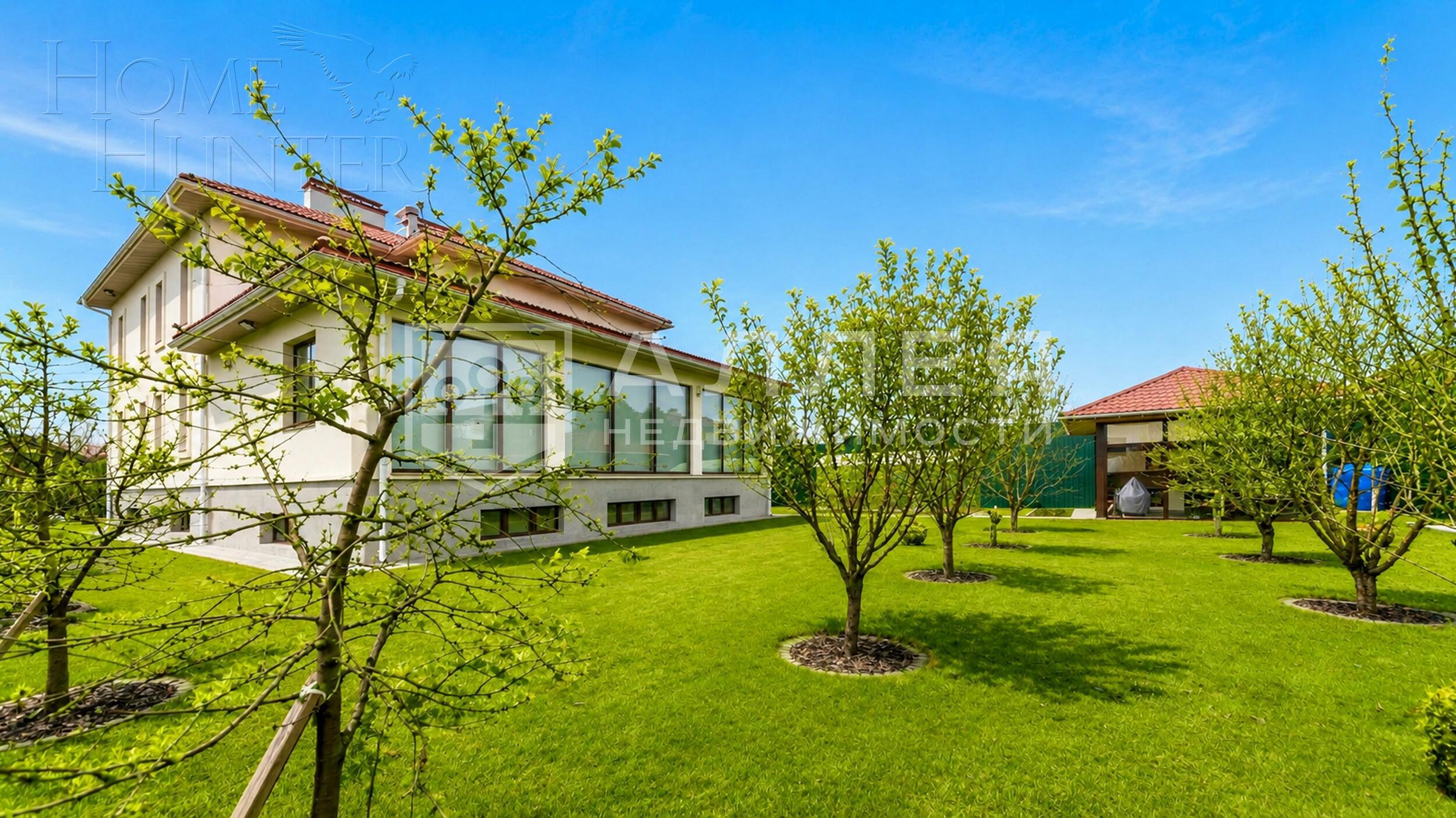 2-этажный коттедж 900 м² с отделкой