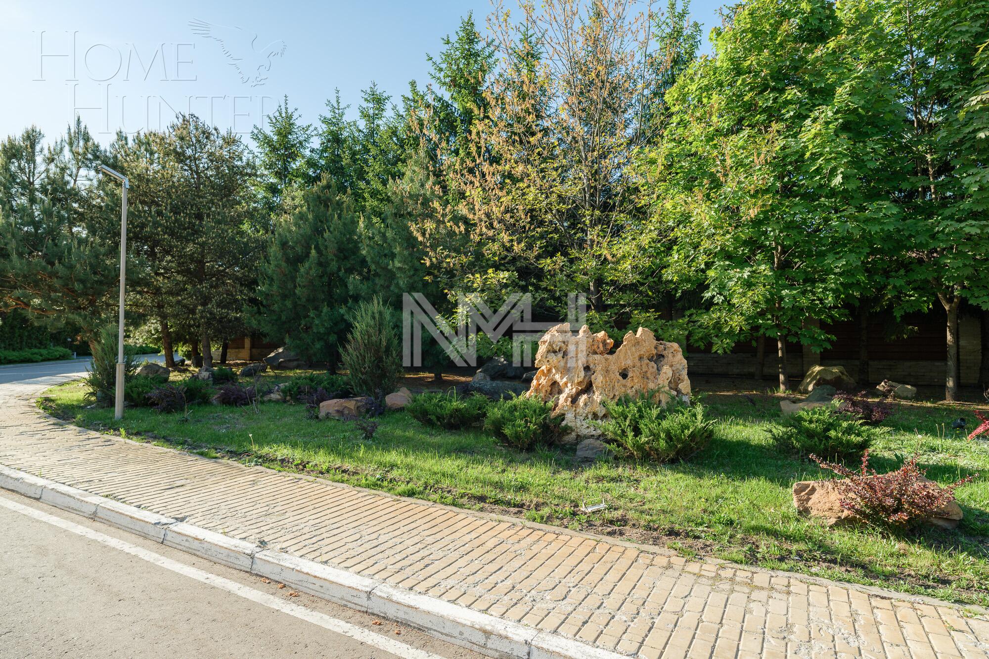 2-этажный коттедж 460 м² без отделки