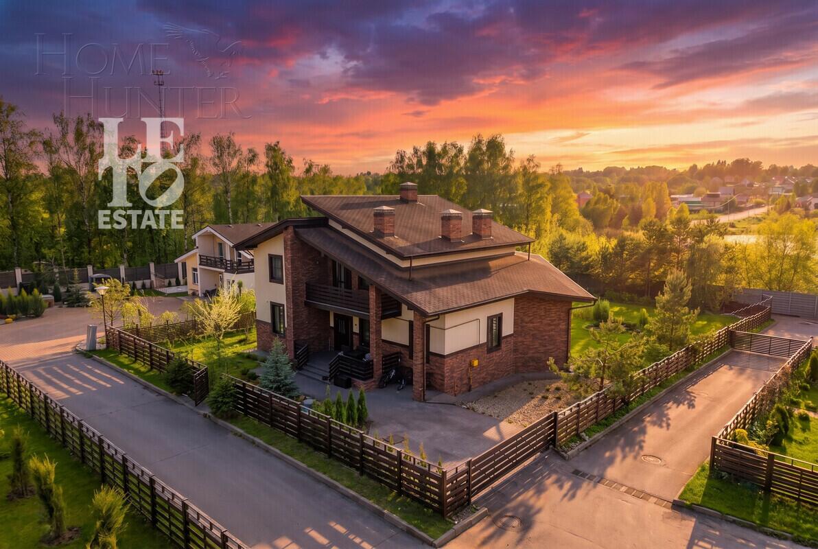 2-этажный коттедж 257.3 м² с отделкой