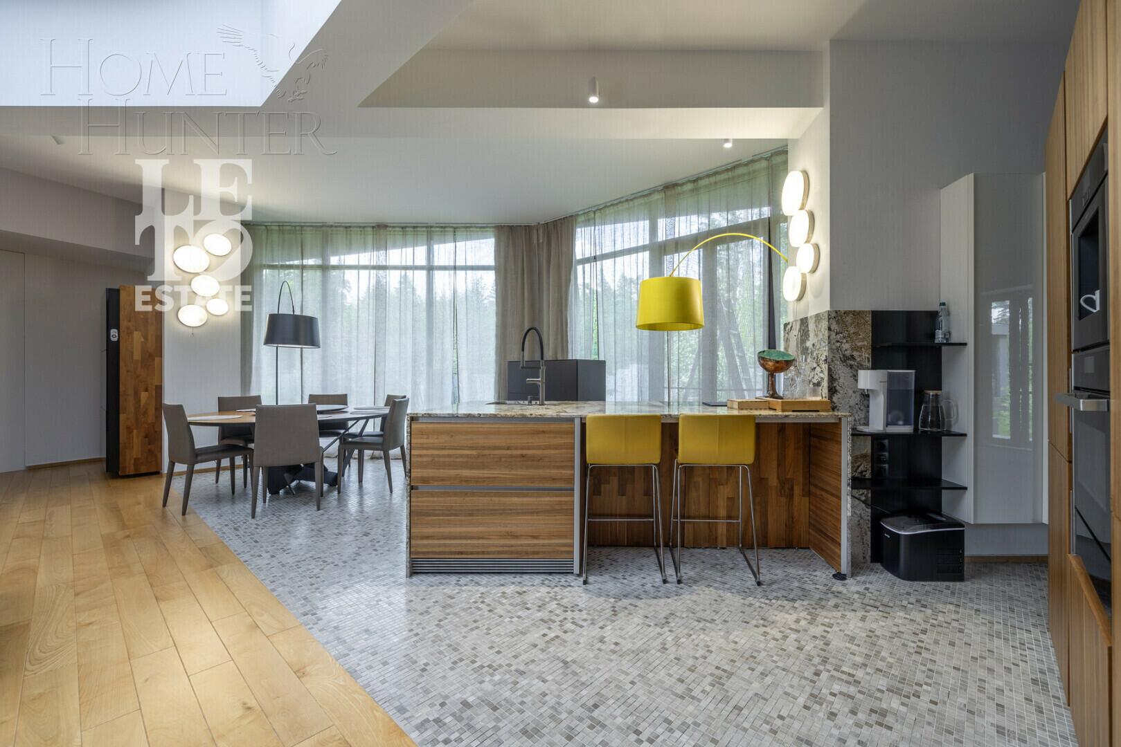 1-этажный коттедж 700 м² с отделкой