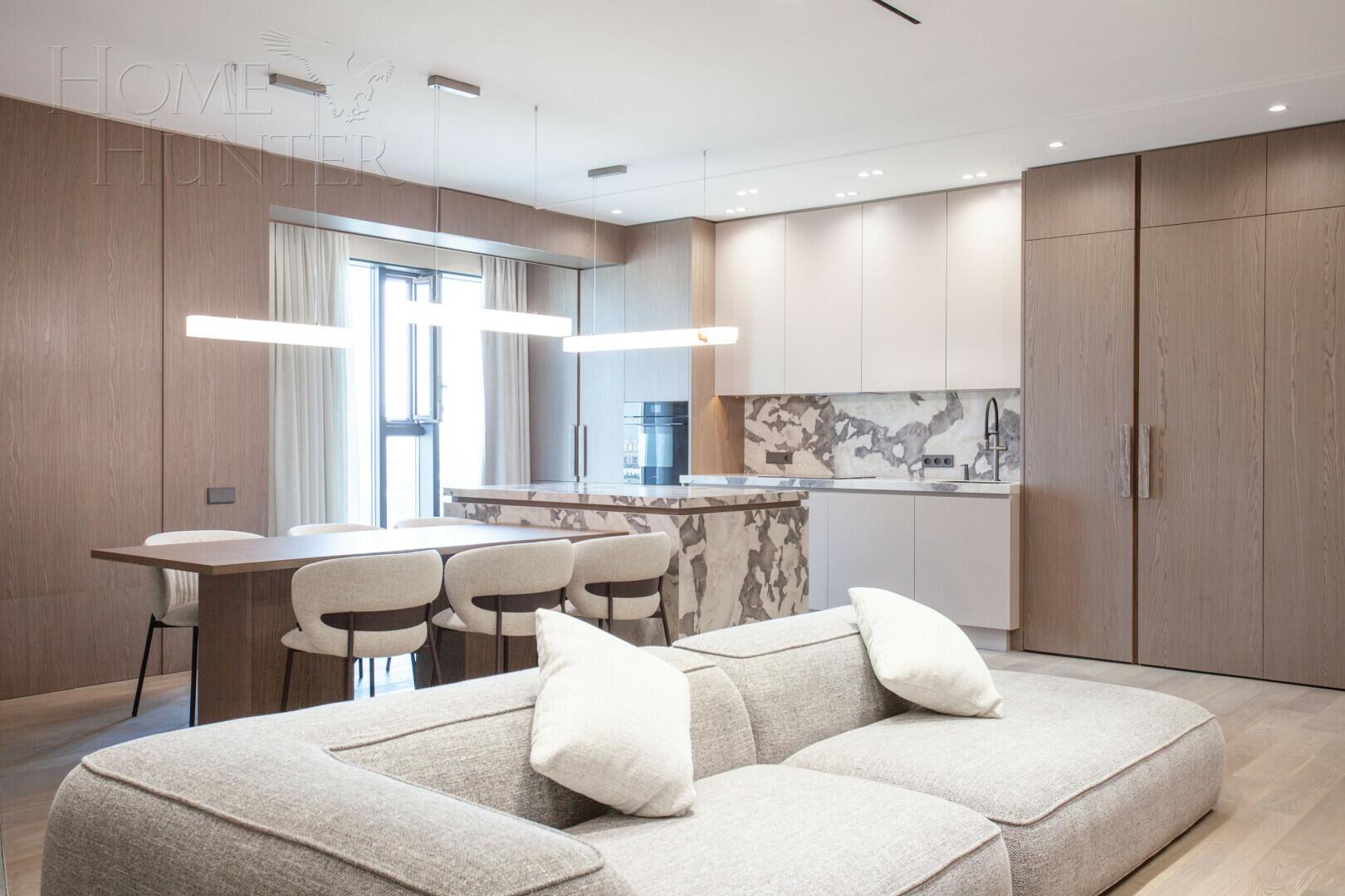 4-КОМН. КВАРТИРА С ОТДЕЛКОЙ 147.5 М² НА 25 ЭТАЖЕ
