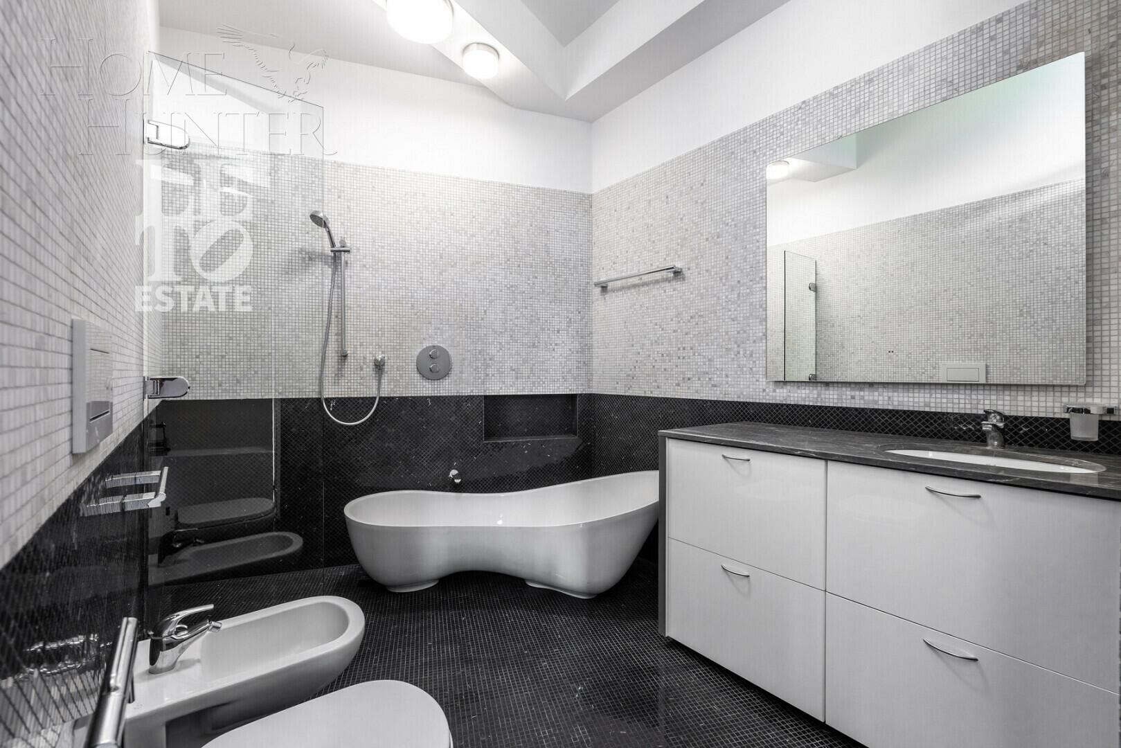 1-этажный коттедж 700 м² с отделкой