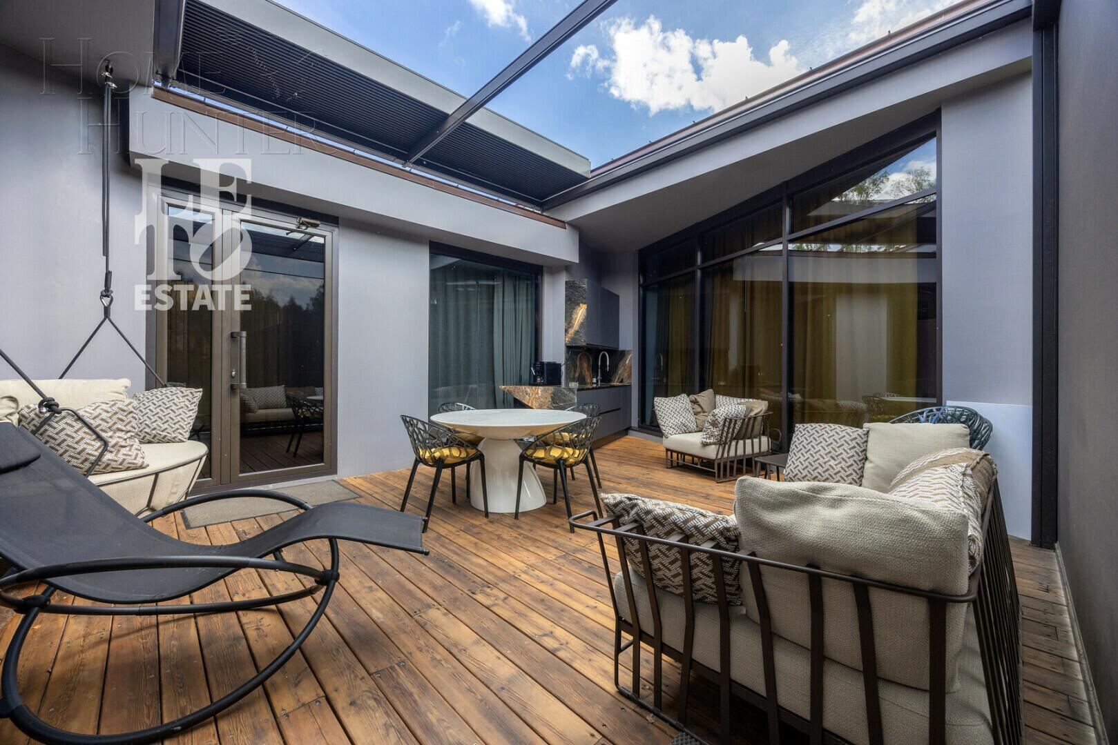 1-этажный коттедж 700 м² с отделкой