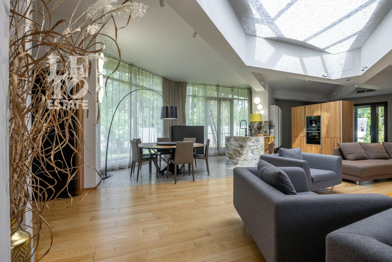 1-этажный коттедж 700 м² с отделкой