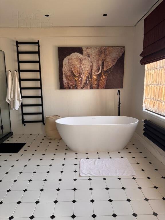 2-этажный коттедж 300 м² с отделкой