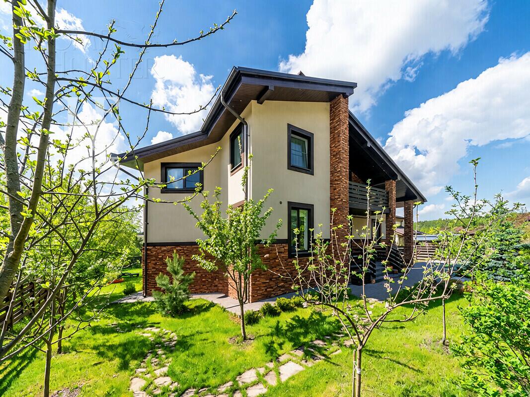 2-этажный коттедж 257.3 м² с отделкой