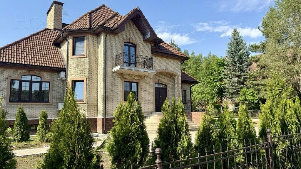 2-этажный коттедж 420 м² с отделкой