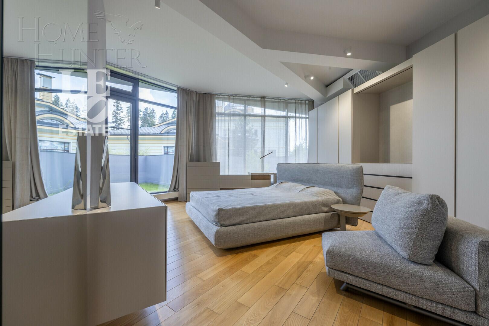 1-этажный коттедж 700 м² с отделкой