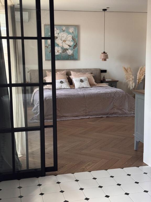 2-этажный коттедж 300 м² с отделкой