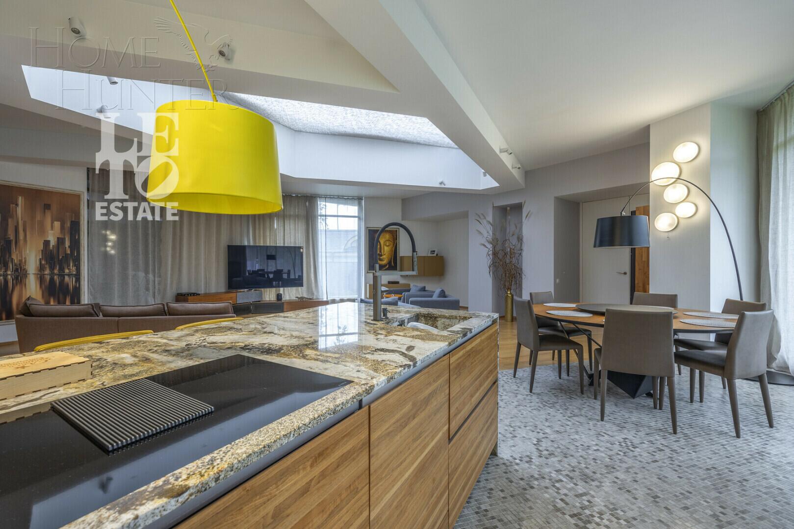 1-этажный коттедж 700 м² с отделкой