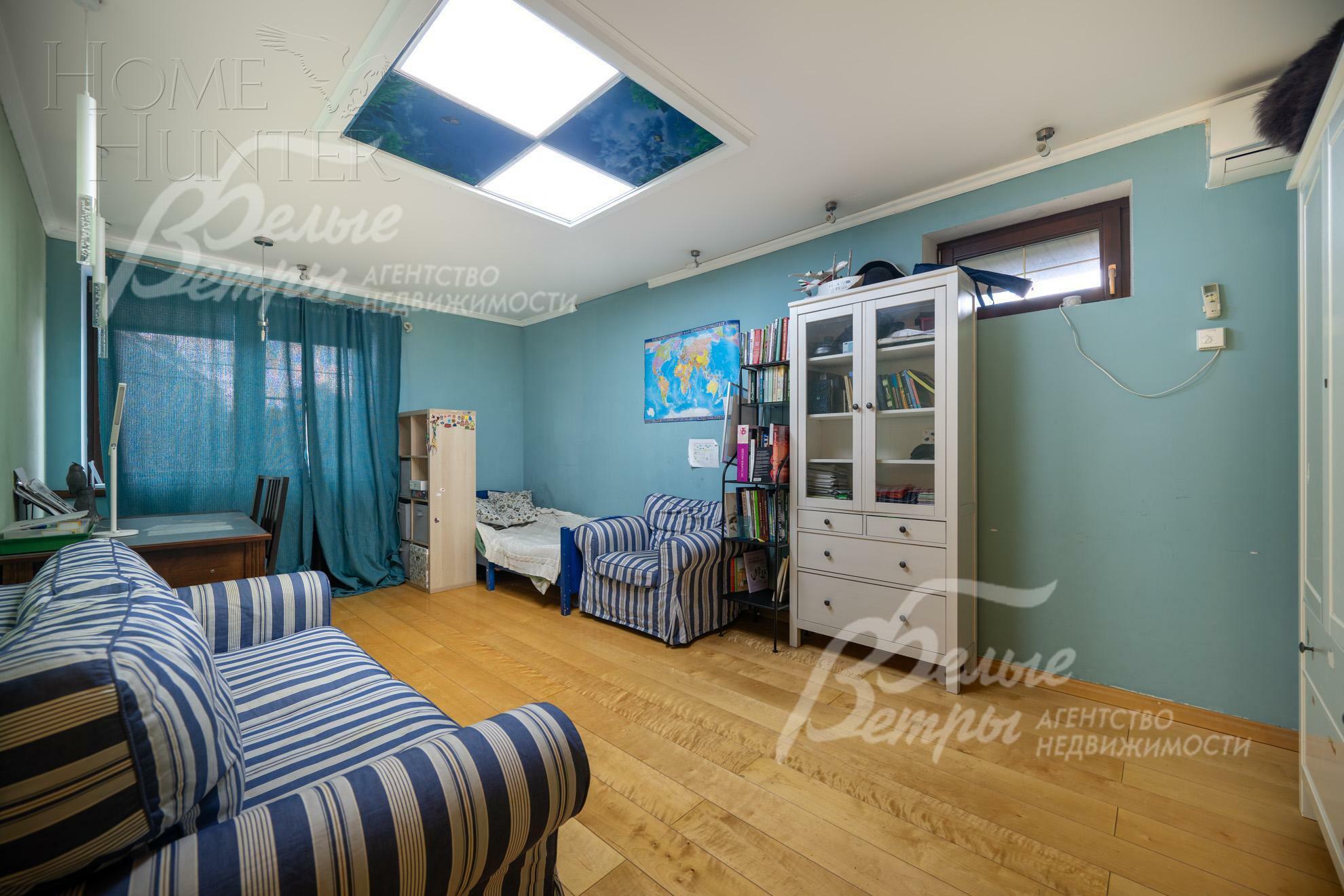 4-этажный коттедж 937 м² с отделкой